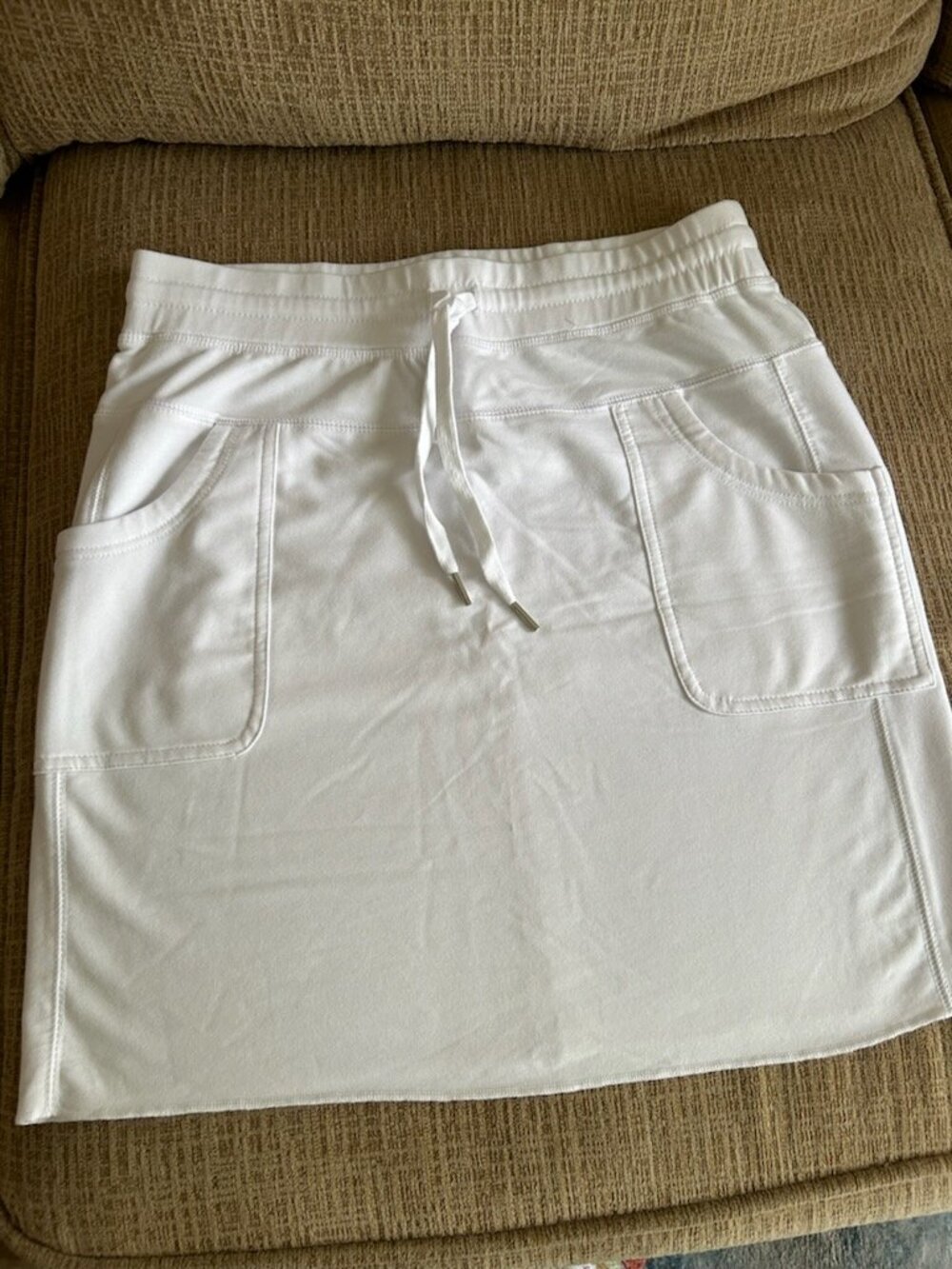 Jofit white skirt